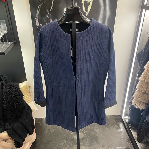 Orvana Leona| Quilted Jacket - Picture 2 of 4